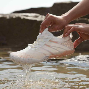 マリンシューズ 男女兼用 メンズ レディース 速乾 通気性 滑り止め 怪我防止 厚底 伸縮性 アウトドア 水陸両用 ビーチ 川遊び スイム シュノーケリング 渓流 スリッポン 春夏