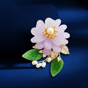ブローチ レディース 銅製 模造翡翠 淡水パール ジルコニア 花 フラワー デザイン エレガント 上品 レトロ 中国風 チャイナドレス用 アクセサリー ピン フォーマル 結婚式 入学式 卒業式 パ