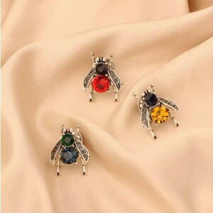 ブローチ 男女兼用 露出防止 胸元カバー マナー対策 ミツバチ 昆虫 レトロ 欧米風 おしゃれな安全ピン アンティーク調 ハンドメイド 高見え 個性派 ファッション小物