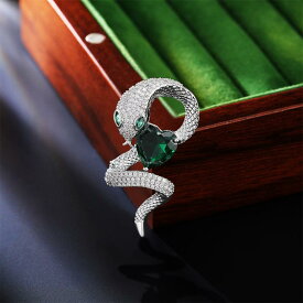 ブローチ レディース 高級感 個性的 存在感のある 電気メッキ加工 巳年 蛇モチーフ 干支 秋冬 ファッション小物 服飾雑貨 銅製 シルバー ゴールド オフィス 通勤 ギフト 装飾 多機能