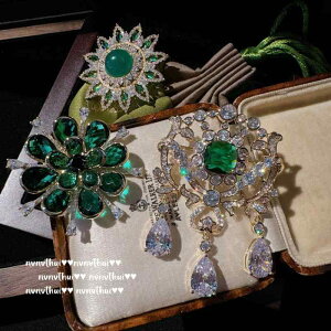 ブローチ レディース モヒートグリーン エメラルド フラワーリース ドロップ ジルコニア 18K金メッキ アンティーク調 フレンチレトロ フォーマル 結婚式 パーティー