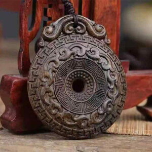 ネックレス インドネシア産 沈香木 両面彫刻 沈水古材 龍鳳文様 平安玉 天然素材 開運 お守り 縁起物 握り飾り 幸運グッズ