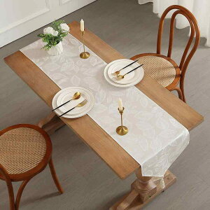 テーブルランナー 高級感あふれる 軽奢スタイル アメリカンヴィンテージ 葉っぱ柄 ポリエステル製 ダイニングテーブル ティーテーブル 食卓用 おしゃれ テーブルマット インテリア