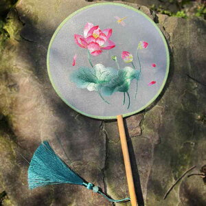 扇子 両面刺しゅう 手作り 絹製 古風 団扇 うちわ 新中華風 舞踊用 古典舞踊 ダンス 演劇 舞台小道具 飾り物 撮影小物 プレゼント ギフト 和装小物