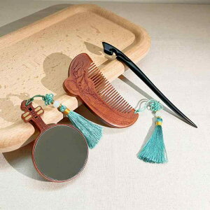 鏡櫛 敦煌飛天デザイン 紅木製 手鏡 櫛セット 中国伝統工芸品 上質 おしゃれ 贈り物 ギフト 結婚祝い 誕生日 母の日 敬老の日
