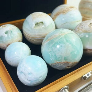 水晶球 天然 ヘミモルファイト 鉱石 カリビアン 原石 研磨 丸玉 パワーストーン ヒーリングストーン 置物 オブジェ インテリア 飾り モダン おしゃれ 開運 風水 ギフト プレゼント