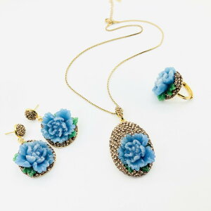 アクセサリーセット レディース オリジナルデザイン キュービックジルコニア 埋め込み 牡丹 フラワー ネックレス ペンダント 指輪 リング イヤリング ピアス 高見え エレガント 華やか 上品