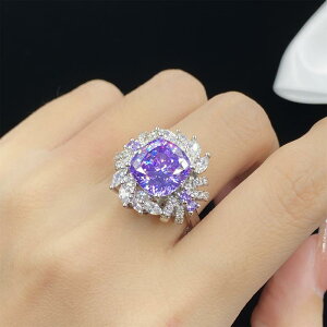 ジュエリーセット レディース ラディアントカット きらめく ライトパープル ジルコニア 模造アメジスト フリーサイズ 指輪 ペンダント ピアス エレガント 通勤
