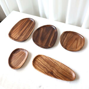 プレート 家庭用 和風 アカシア無垢材 変形 玉石形 一枚板 継ぎ目なし フルーツ皿 食事皿 カフェトレイ お茶請け 来客用 おしゃれ シンプル モダン ナチュラル