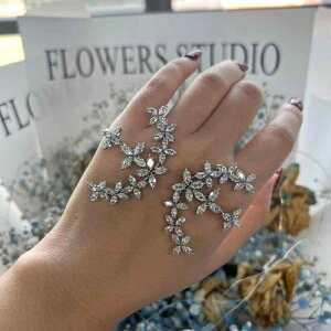 ブレスレット レディース フラワー 花 ジルコニア 個性的デザイン 上品 エレガント 電気メッキ加工 ゴールド シルバー 結婚式 ウェディング パーティー 披露宴 二次会 イベント 手元アクセ