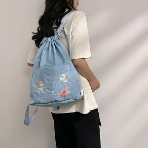 リュックサック レディース 乾湿分離 大容量 ナイロン 巾着型 旅行バッグ 花柄 刺繍 軽量 おしゃれ カジュアル 多機能 バックパック 多色展開