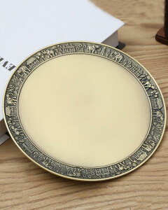 プレート 北欧風 エスニック調 モダン シンプル ブロンズ 金属製 電気メッキ加工 円形 丸型 飾り皿 インテリア 食卓用 おつまみ スナック カフェ 来客用