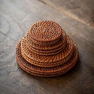 コースター 大漆 錫象嵌 籐編み 手作り 円形 耐熱 鍋敷き 茶器用 ランチョンマット 多機能 おしゃれ 和風 アジアン テーブルウェア(x2)