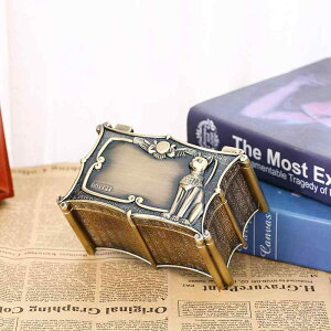 WG[{bNX  [ AkrX GWvg [sA  I ANZT[P[X  fBXvC