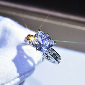 w fB[X p GCgA[n[g PT950dCbL DJ[ ATiCg 6{ XNGAJbg t[TCY TCY\ 2A _uC tG^jeB pF  