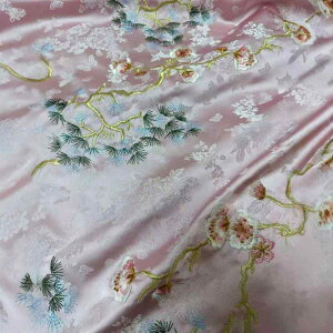 生地 チャイナスタイル 新中華風 松と桃の花 植物柄 大判ジャカード織 刺? 再生繊維 レーヨン アセテート調 先染め 高密度 ワンピース用 アウター用 バッグ用 衣装 ドレス 服地