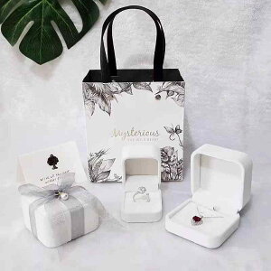 �W���G���[�{�b�N�X �A�N�Z�T���[�P�[�X ������ �㎿ �x���x�b�g���n SNS�f�� �v���|�[�Y �v���[���g �M�t�g ���蕨 �l�b�N���X �y���_���g �s�A�X �u���X���b�g �o���O�� �w�� �����O ����