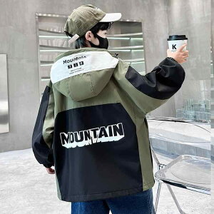 マウンテンパーカー 男の子 ジュニア 秋冬 フード付き 軽量 防風 おしゃれ カジュアル ウィンドブレーカー ジャケット 通学 アウトドア スポーツウェア ポリエステル ジップアップ ブラック