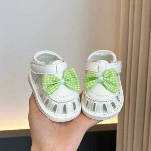 サンダル 女の子 ベビー 赤ちゃん 幼児 夏用 通気性抜群 柔らかソール 滑り止め 笛付き ファーストシューズ 歩行練習靴 マジックテープ 快適 軽量 プリンセス