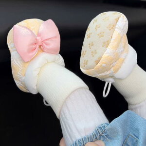 ベビー靴 男の子 女の子 滑り止め 厚手 裏起毛 あったか 柔らかい底 ルームスリッパ ファーストシューズ 冬 キャラクター かわいい プリンセス リボン 0歳 1歳 赤ちゃん用 イエロー ピンク
