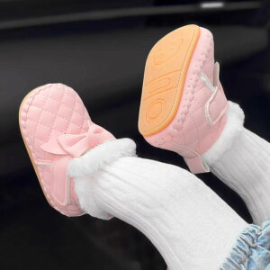 ベビー 女の子 スノーブーツ ファーストシューズ 厚手 裏起毛 防寒保温 滑り止め やわらかソール マジックテープ 冬物 もこもこ かわいい プリンセス風 ホワイト ブラウン ゴム底