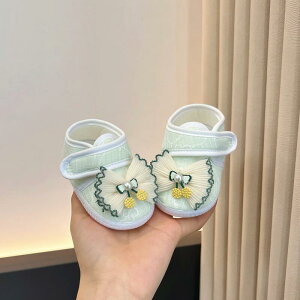 プレウォーキングシューズ 女の子 ベビーシューズ ソフトソール 柔らかい底 滑り止め かかとが脱げにくい 春秋 綿 コットン 布靴 マジックテープ キャラクター柄 プリンセス風 かわいい 0歳