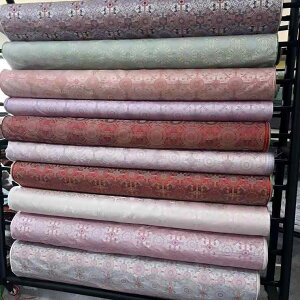 生地 ジャカード織り ポリエステル 新チャイニーズスタイル 中国風 宋錦風 民族衣装 手織り 織錦サテン ドレス 礼服 舞台衣装 チャイナドレス ワンピース 結婚式 発表会 クッション テーブ