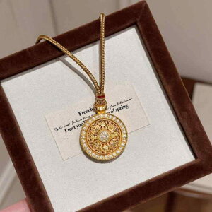 ネックレス 男女兼用 回転式 八宝羅盤 ペンダントトップ 新中華風 編み紐 砂金加工 模造金 精巧な作り ペア お守り 星空デザイン ミックス素材 カジュアル