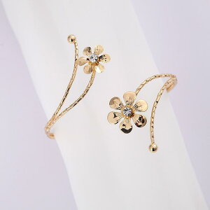 カーテンクリップ 穴あけ不要 高級感 金属製 鉄製 リーフ 枝 フェザーデザイン 大きめ 家庭用 カーテンタッセル カーテンホルダー(x2)