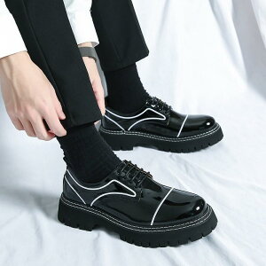 ビジネスシューズ メンズ 厚底 シークレットインソール 通気性 滑り止め ラウンドトゥ 光沢 エナメル メタルパーツ PUレザー 黒 ブラック 英国風 韓国風 革靴 ビジネス フォーマル 通勤