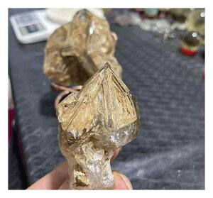 置物 パキスタン産 黄水晶 シトリン スケルトンクォーツ 天然石 原石 玄関 リビング インテリア装飾 ヒーリング パワーストーン 開運 風水 モダン おしゃれ