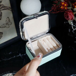 WG[{bNX gїp d؂t WRjA  ku[ U[ lbNX uXbg O ANZT[ }`[P[X