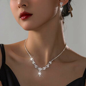 lbNX fB[X  dCbLH WRjA hbv Ԃ N[`F[ `[J[ p[eB[ Ă΂ I  uC_ tH[} V[g GKg i 