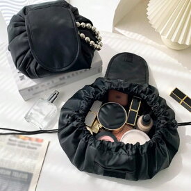 【スーパーセール限定 10％OFF】巾着型 コスメポーチ 洗える 化粧ポーチ 開くとフラット メイクポーチ 大容量 ビーズストラップ付き トラベルポーチ 収納 おしゃれ 旅行 携帯用 仕切り付き かわいい コンパクト 北欧風 シンプル ギフト プレゼント【NABI STYLE】