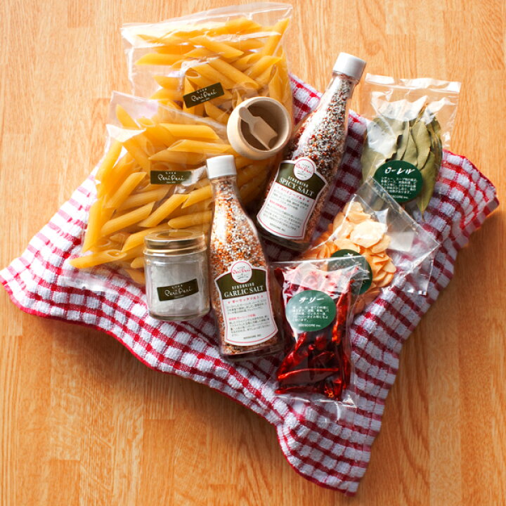 楽天市場 内祝い パスタギフト ソルト スパイス キッチンクロス付き パスタセット ショートパスタ ソルトセット ソルトギフト おしゃれ 調味料 ギフト ローレル ガーリック タント ペンネ チリ ローレル 結婚内祝い 出産内祝い 結婚祝い インスタ映え ギフト 引き出物