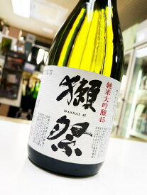 日本酒 『 獺祭 』 45 720ml 純米大吟醸 だっさい dassai 720 4割5分 四割五分 旭酒造 純米大吟醸酒 冷酒 純米 酒 さけ お酒 甘口 日本の酒 sake 有名 大吟醸 美味しいお酒 贈り物 プレゼント 旦那 上司 年配 男性 女性 差し入れ お中元 ギフト 御中元ギフト