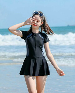 水着 女の子 スクール水着 キッズ水着 半袖 ブラック ジュニア ワンピース 一体型パンツ付き 子供 水着 スポーツウエア 中学生 スイムウェア 学校 プール授業 2025 新作