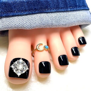 ☆ブラックビジューフットネイル☆強力両面テープ1回分・付け方ガイド付クール/ラグジュアリー/黒/おとな/大人/ジュエリー/ストーン/サマー/夏/ネイリスト作成/ハンドメイド/サンダル/足用