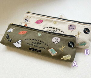 y[OKzyP[X/RbgnEbyEhJ@L[gȃyP[XEME2Fiy8{xjiTCY/w20×h7×D2.5cmxjubN/[΁Ei`