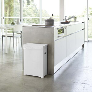 tower g XWtS~ ^[ zCg