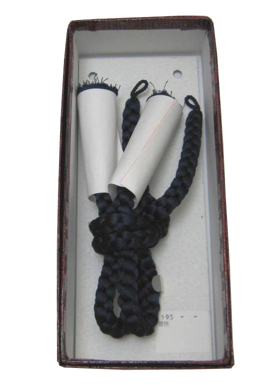 男物 羽織紐 最新作の 中華のおせち贈り物 正絹