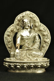 釈迦如来 銀製彫金仕上げ