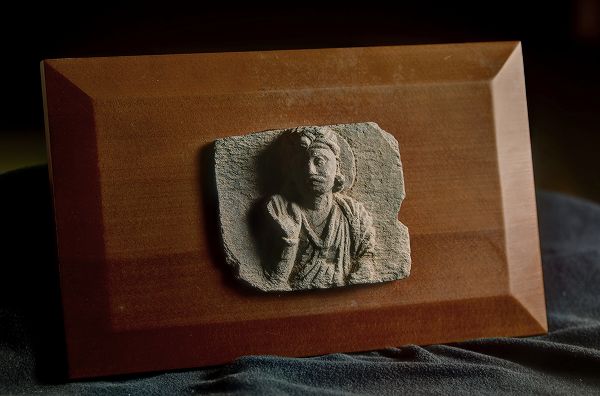 ガンダーラ仏 菩薩上半身 2-4世紀石像 その他