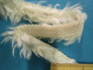 フェイクファーテープアイボリー 2m 1.5cm幅