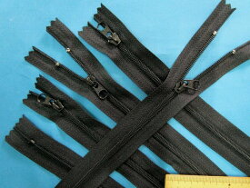 ファスナー（21cm）5本セット黒