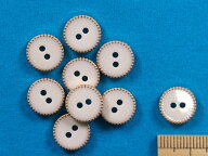 在庫処分プラボタン（11mm）金×クリーム