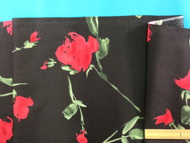 綿レーヨンローンプリント生地花・黒×赤（110cm幅　2m）