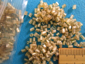 �K���X�|�r�[�Y(2mm×2mm)�a�x�[�W��