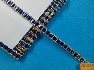 ^tBu[hi0.7cm@5mju[×