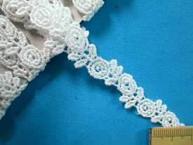 レーヨンケミカルレース（1.3cm幅 4m巻）オフ白